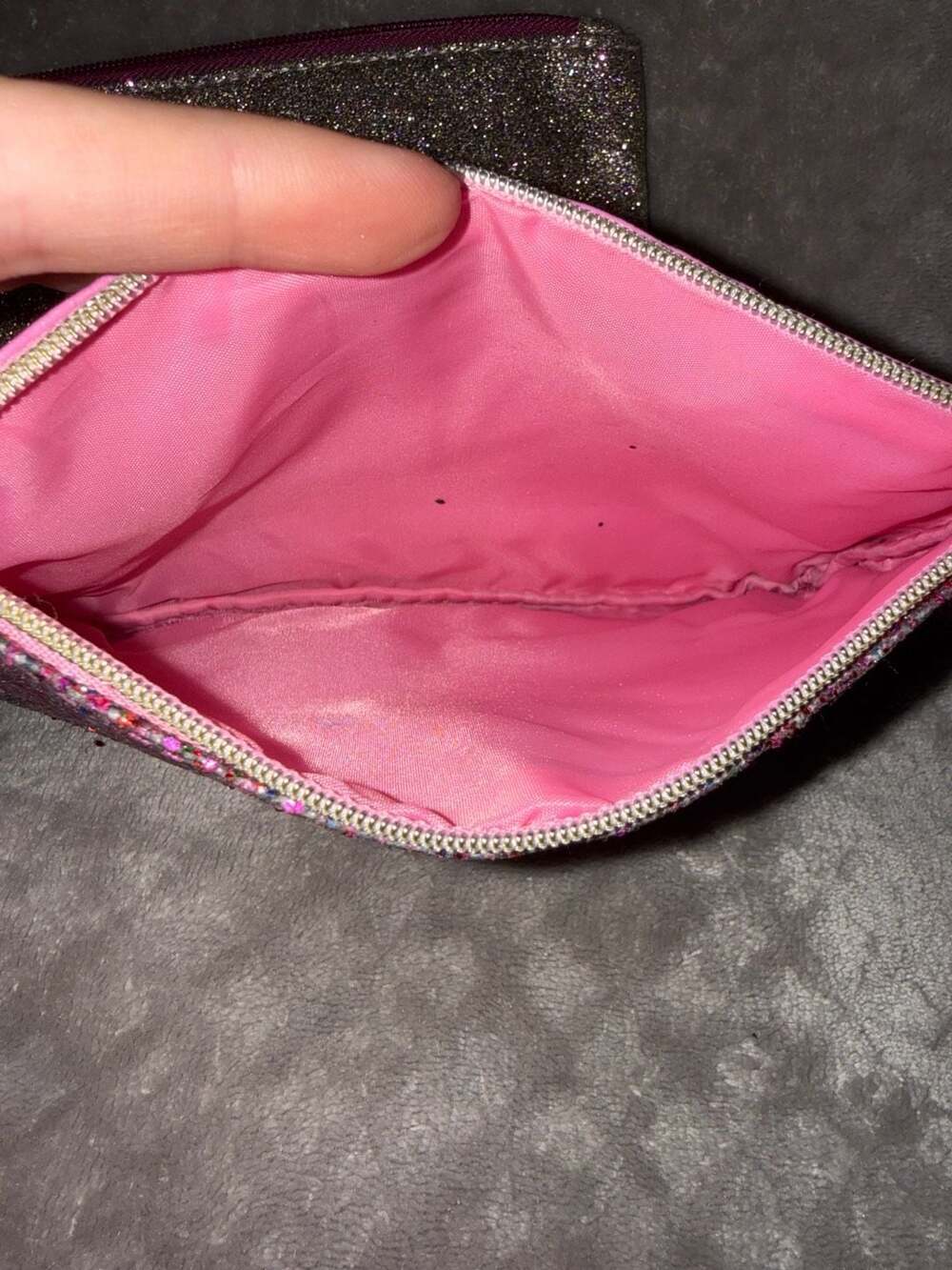 Ipsy December 2023 Glam Bag Glitter & Bath and Body Works Pouch - Picture 12 of 13